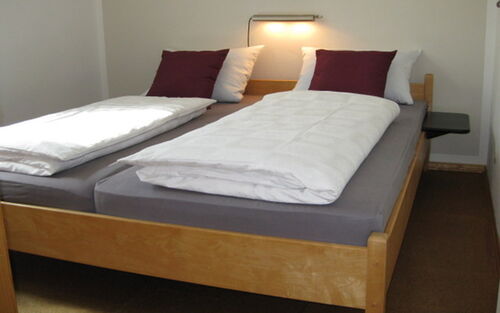 Schlafzimmer 4